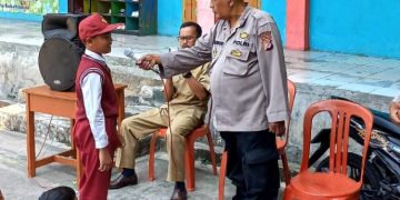 Cegah Bullying, PS Kanit Binmas dan Bhabinkamtibmas Polsek Lembursitu Berikan Pembinaan dan Penyuluhan ke Sekolah SDN Cicadas