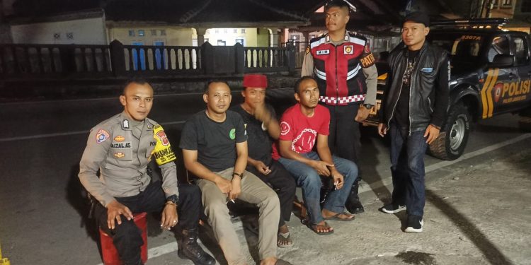 Selalu Aktif Jaga Silaturahmi, Bhabinkamtibmas Kelurahan Sindangsari dan Anggota unit Samapta Sambangi Warga Binaan