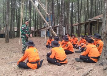 Koramil 0622/07 Kecamatan Jampangtengah Latih Relawan Tujuh Tanggap Bencana