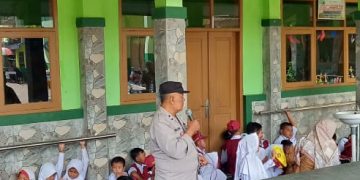 Stop Bullying, PS Kanit Binmas Polsek Lembursitu Laksanakan Binluh Ke Pelajar