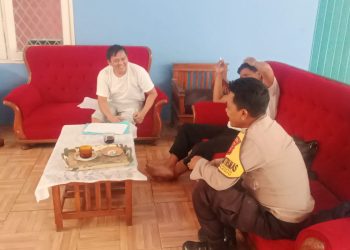 Silaturahmi Kamtibmas Bhabinkamtibmas Polsek Lembursitu Sambangi warganya