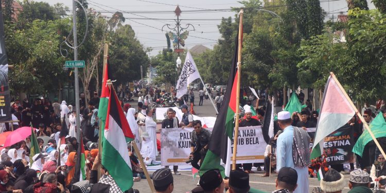 Kawal Aksi Solidaritas Bela Palestina, Polres Sukabumi Kota Terjunkan Ratusan Personel