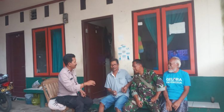 Giat Sinergitas TNI POLRI Patroli Bersama Sambang Warga Polsek Lembursitu