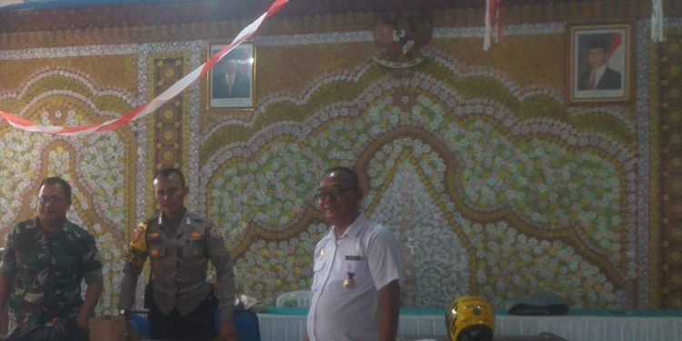 Sinergitas TNI – POLRI, Bhabinkamtibmas dan Babinsa Laksanakan Sambang ke Kantor Kelurahan