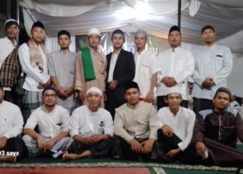 Pemuda RT 02/05 Selaawi Desa Caringin Kulon Gelar Peringati Maulid Nabi Muhammad Saw Di Mushola Nurul Iman