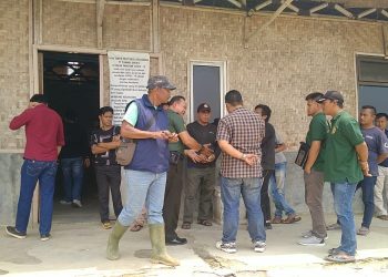 Kesepakatan Tidak di Indahkan, Puluhan Massa Datangi Kantor PT Cijambe Indah