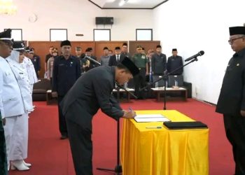 Sah, Puluhan Kades Terpilih 2023-2029 Dilantik Bupati Sukabumi
