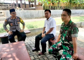Jalin Sinergitas TNI – POLRI, Polsek Lembursitu Ngobrol Bareng Bersama Koramil Baros