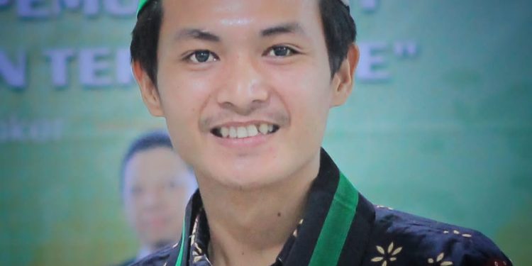 Puluhan Baliho Partai Ditertibkan, 70% Gambar Capres Dari Gerindra