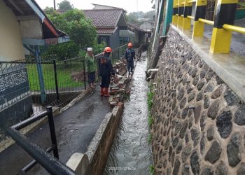 Akibat Hujan Deras, Tanggul Ponpes Asirojul Munir Jebol