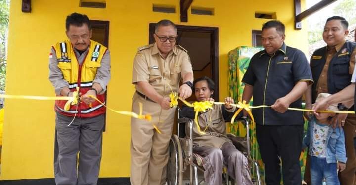 Rumahnya Direnovasi Pegawai Dinas PU, Keluarga Rian Ucap Terimakasih Kepada Bupati Sukabumi