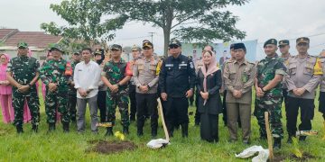 Dandim 0607/Kota Sukabumi Ikut Penanaman 10 Juta Pohon Serentak di Seluruh Indonesia