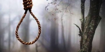 Warga Kampung Lingkungasari Dibuat Geger Oleh Penemuan Mayat Gadis Muda Dalam Posisi Gantung Diri