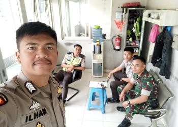 Sambangi Perusahaan PT. SCM Unit Samapta Polsek Lembursitu Patroli Dialogis Dengan Petugas Satpam, Sampaikan Himbauan Kamtibmas