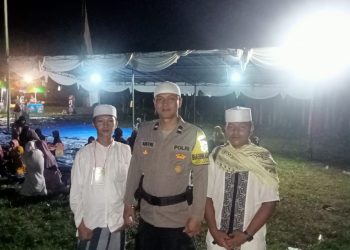 Bhabinkamtibmas Polsek Lembursitu Pengamanan Giat Peringatan Maulid Nabi Muhammad SAW 1445 H