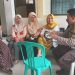 Sambangi Ibu-Ibu Di Wilayah Binaan, Bhabinkamtibmas Sampaikan Pesan Kamtibmas