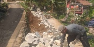 Cegah Longsor Di Wilayahnya, Pemdes Damarraja Gunakan DD Tahap Tiga Bangun TPT