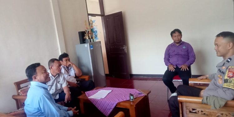 Bhabinkamtibmas Sambang ke Kantor Kelurahan Cikundul Kota Sukabumi