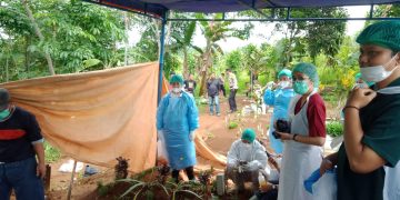Tim Forensik Polri Lakukan Ekshumasi Korban Ledakan Tabung Gas Cibadak Sukabumi