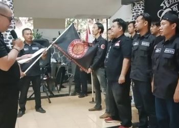 Budi Zaboer Lantik Ketua dan Pengurus DPC Gasak 46 SC Kec. Kebonpedes, Ini Pesan Beliau