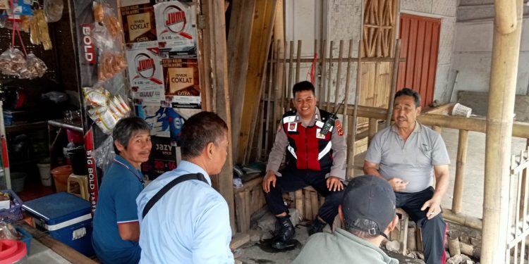 Giat Patroli Dialogis Himbauan Kamtibmas Anggota Polsek Lembursitu Himbauan Kamtibmas Kepada Masyarakat