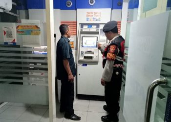 Pantau Dan Cek Mesin ATM oleh PS Kanit Samapta Polsek Lembursitu Polres Sukabumi Kota