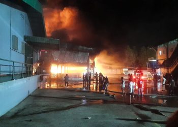 Polisi Amankan Lokasi Kebakaran Pabrik di Cicurug Sukabumi