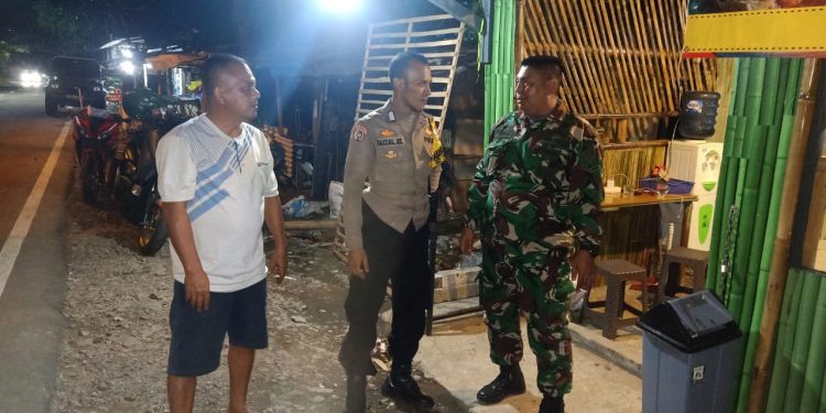 Sinergitas TNI Polri Babinkamtibmas Polsek Lembursitu dan Babinsa Selalu Menjaga Kamtibmas