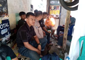Wujudkan Kedekatan Dengan Warga, Bhabinkamtibmas Polsek Lembursitu Sambangi Warga Binaan