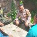 Bhabinkamtibmas Aiptu Yana Mulyana, Sambangi Bersama Kasi Trantib Sampaikan himbauan kamtibmas Kepada Ketua Rw dan Anggota Linmas