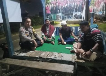 Kontrol Pos Ronda Bhabinkamtibmas Ini, Himbau Tetap Waspada Dalam Melaksanakan Tugas Ronda