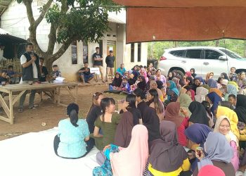 Dapat Dukungan Ibu-ibu Di Kampung Cibungur, Hamzah Blak-blakan Fokus Perubahan Infrastruktur