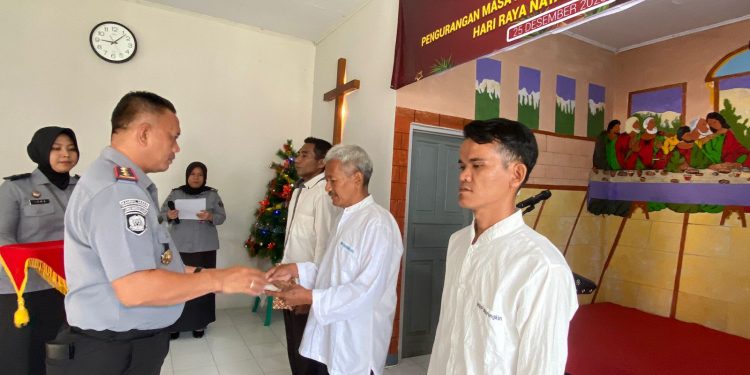 3 Warga Binaan Lapas Warungkiara Mendapat Remisi Di Hari Natal 2023