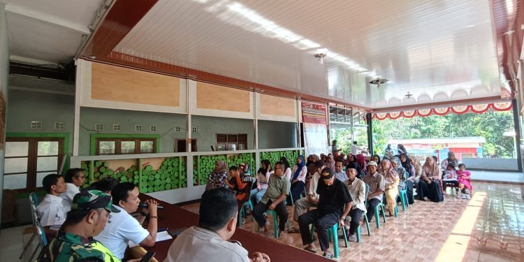 Pemdes Damarraja Realisasikan Insentif Lembaga Desa