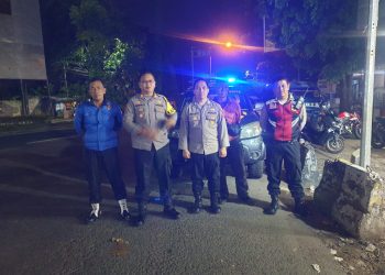 Patroli Sinergitas TNI-POLRI Menyambangi Objek Vital Di Wilayah Hukum Polsek Lembursitu