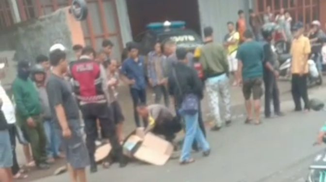Naas, Niat Ingin Menyalip Kendaraan Sorang Pemuda Tewas Usai Menabrak Bumber Depan Tronton Di Kota Sukabumi