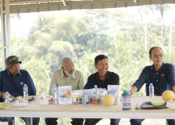 DPP NasDem Ayep Zaki, Buktikan Potensi Budidaya Melon di Sukabumi