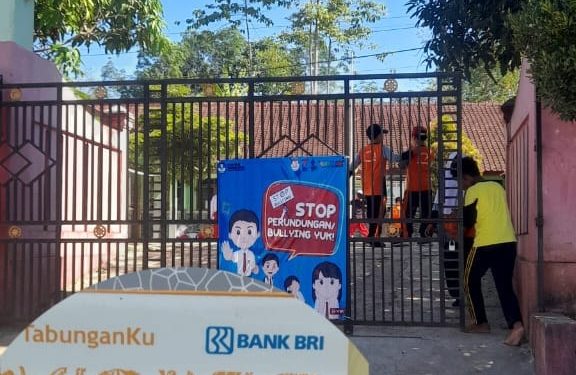 Lagi – Lagi Dunia Pendidikan di Kab.Sukabumi, Tercoreng Oleh Oknum Guru, Cek Faktanya