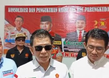 Teddy Setiadi Gelar Konsolidasi dan Pengukuhan Koordinator TPS Kecamatan Parungkuda dan Ciambar