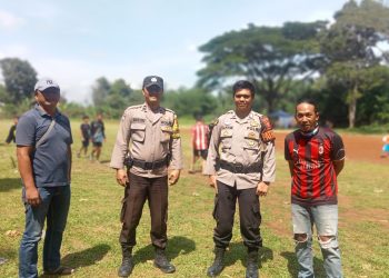 Bhabinkamtibmas dan Unsur Pemerintah Hadir di Tengah – tengah Kegiatan Masyakarat