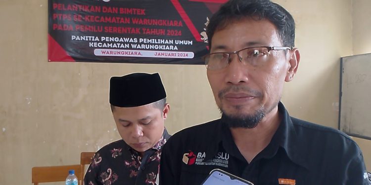 Sebanyak 184 Pengawas TPS Se-Kecamatan Warungkiara Hari ini Resmi Di Lantik
