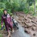 Longsor Di Bantargadung Menutup Akses Jalan Kabupaten, Satu Rumah Tertimbun Longsor