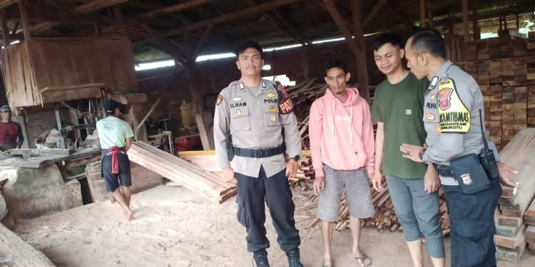 Anggota Samapta Intensifkan Patroli, Siang Hari Cegah Gangguan Kamtibmas