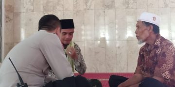 Patroli Sambang Bhabinkamtibmas Polsek Lembursitu Ke Tokoh Agama