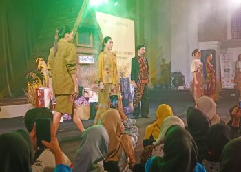 LPS Gandeng Pemkot Sukabumi Gelar Peragaan Busana Batik