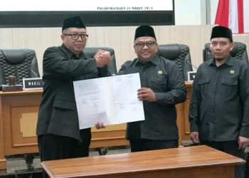 Dalam Rapat Paripurna Bupati Sukabumi Sampaikan Nota Pengantar Raperda Perubahan ke-III Nomor 7/2016