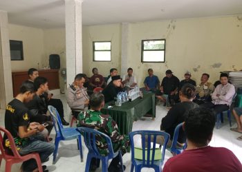 Keterbukaan Anggaran Desa Diragukan, Puluhan Warga Desa Bojongkerta Desak Kades Mundur Dari Jabatan