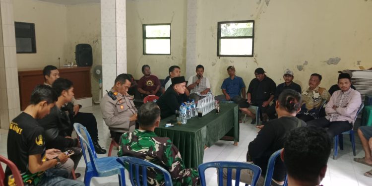 Keterbukaan Anggaran Desa Diragukan, Puluhan Warga Desa Bojongkerta Desak Kades Mundur Dari Jabatan