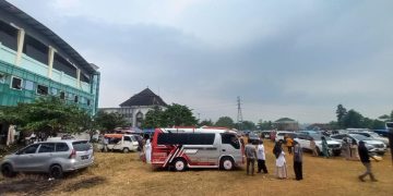 Pengantar Calon Haji Asal Kabupaten Sukabumi Mulai Padati Pusbangdai Cikembang