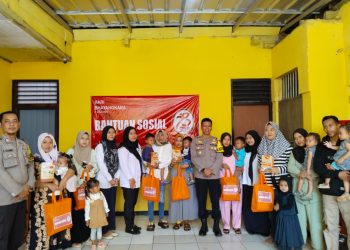 Memperingati HUT Bhayangkara ke 78, Polsek Warungkiara Gelar Bakti Sosial